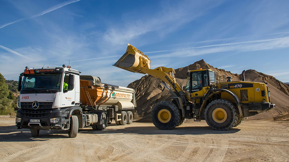 Alquiler de maquinaria a empresas y particulares en Aragón y alrededores por Arasfalto